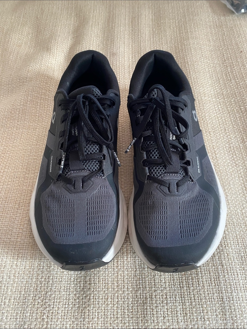 On CloudRunner 2 Running Black and White Women's 8.5W
